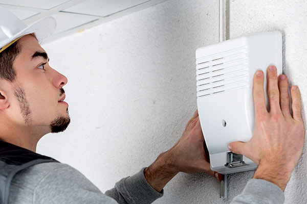commercial alarm servicing maintenance contracts